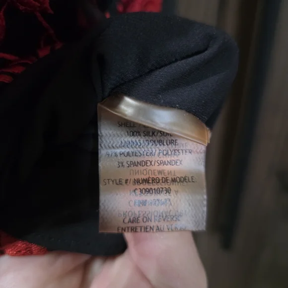 Alice + Olivia Black and Red Floral Lace Tank Top - Picture 4 of 4